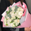 Изображение 2 - Монобукет из белых кустоых роз - купить в Москве