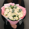 Изображение 3 - Монобукет из белых кустоых роз - купить в Москве