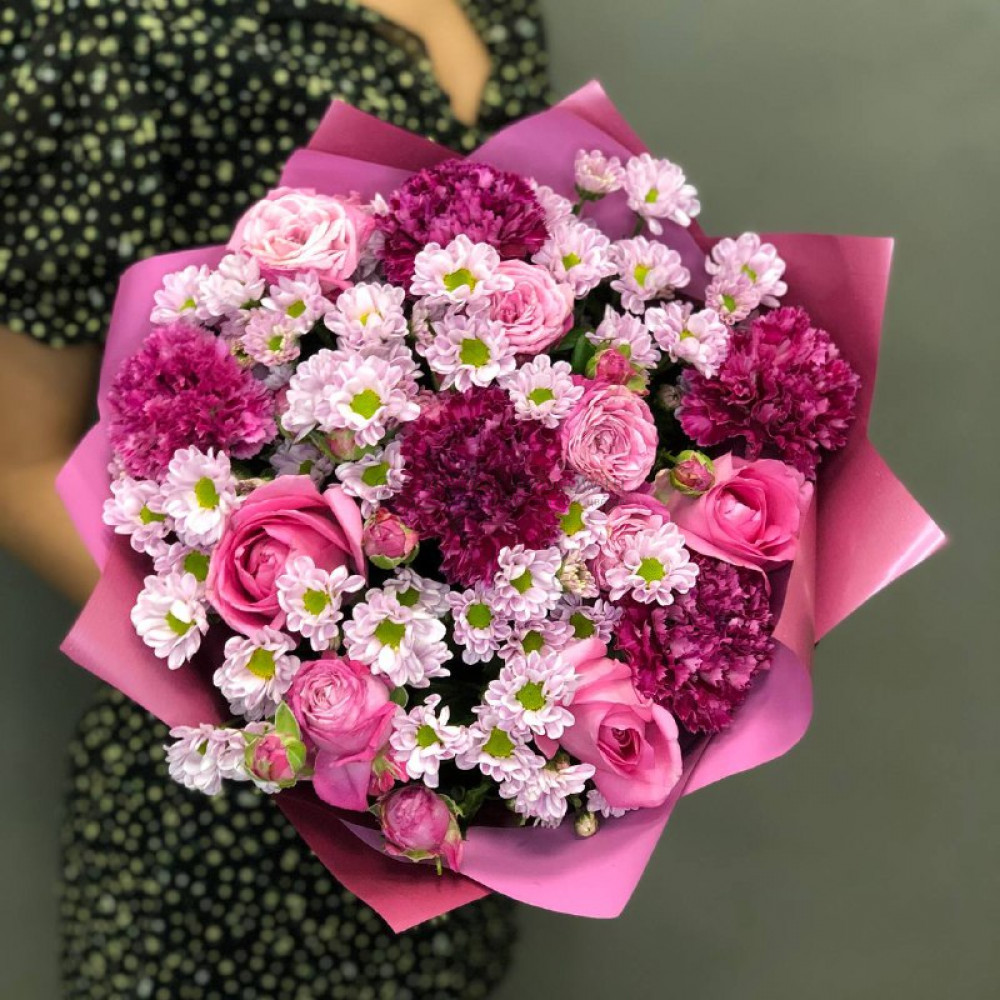 Изображение - Букет из хризантем сантини и розы - купить в Москве