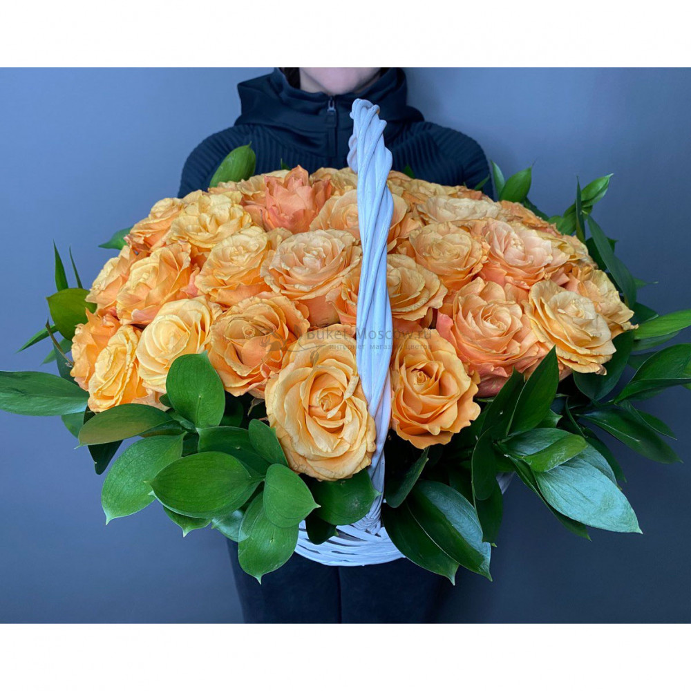 Изображение - Корзина и розы - купить в Москве