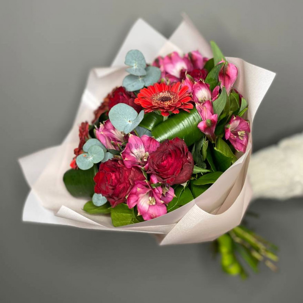 Изображение - Букет роз "Комплимент" - купить в Москве